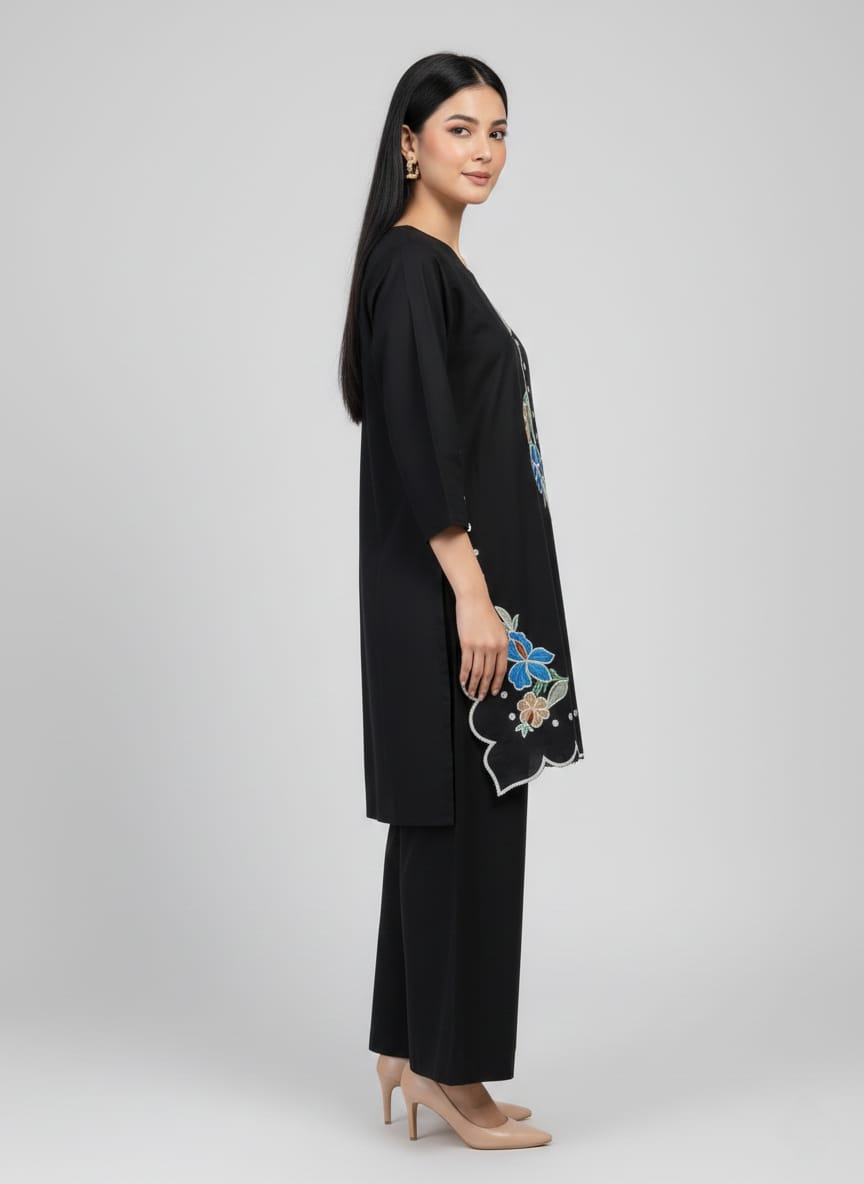 2 Pc Bloom Embroidered Set - 7004