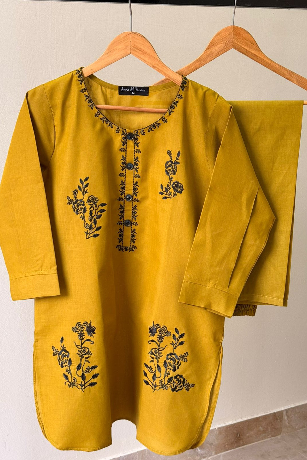 2 Pc Embroidered Solid Set - 4001